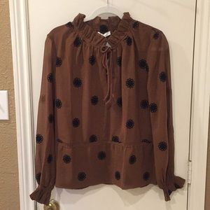 Long sleeve blouse with embroidered details